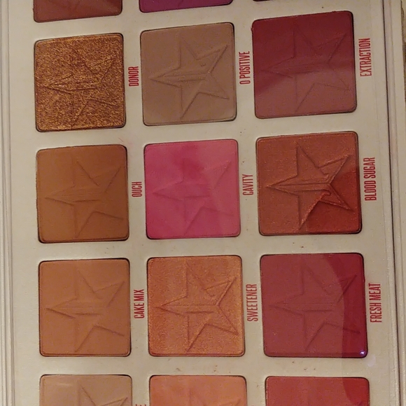 ❤FIRM! NWT JEFFREE STAR BLOOD SUGAR EYESHADOW PALETTE  (DISCONTINUED) - Picture 11 of 12